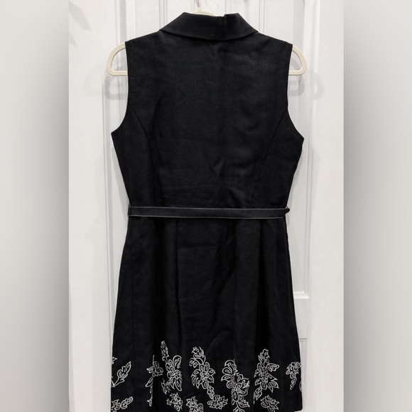 Oscar de la Renta Linen Black Midi Dress with White Floral Detail - Picture 5 of 5
